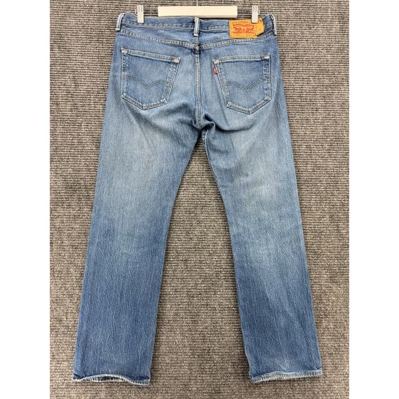 Levis Jeans Mens 34x30 Blue Straight Leg 501 XX Button Fly Medium Wash Denim - Picture 11 of 16